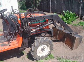 Záhradný traktor Loader